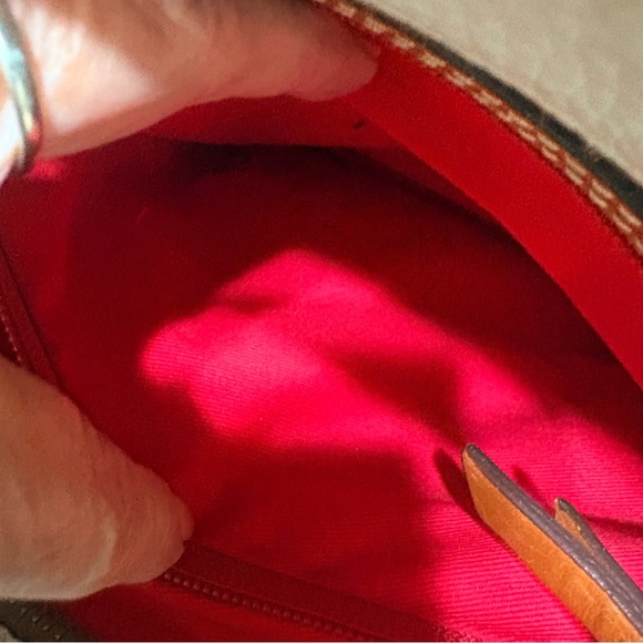 Dooney & Bourke Cream/Tan Pebbled Tote Shoulder Bag - Picture 15 of 15